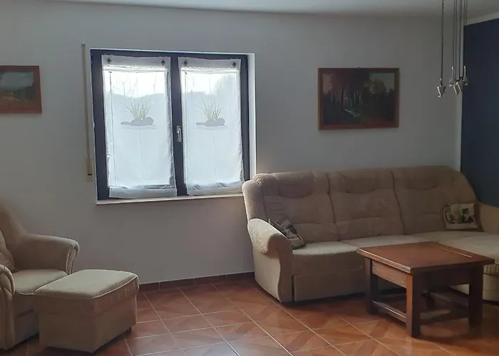 アパート Huettenholzstrasse